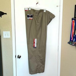 Izod American Chino Big & Tall Classic double Kakhi Pleat Mens Pants size 52x34